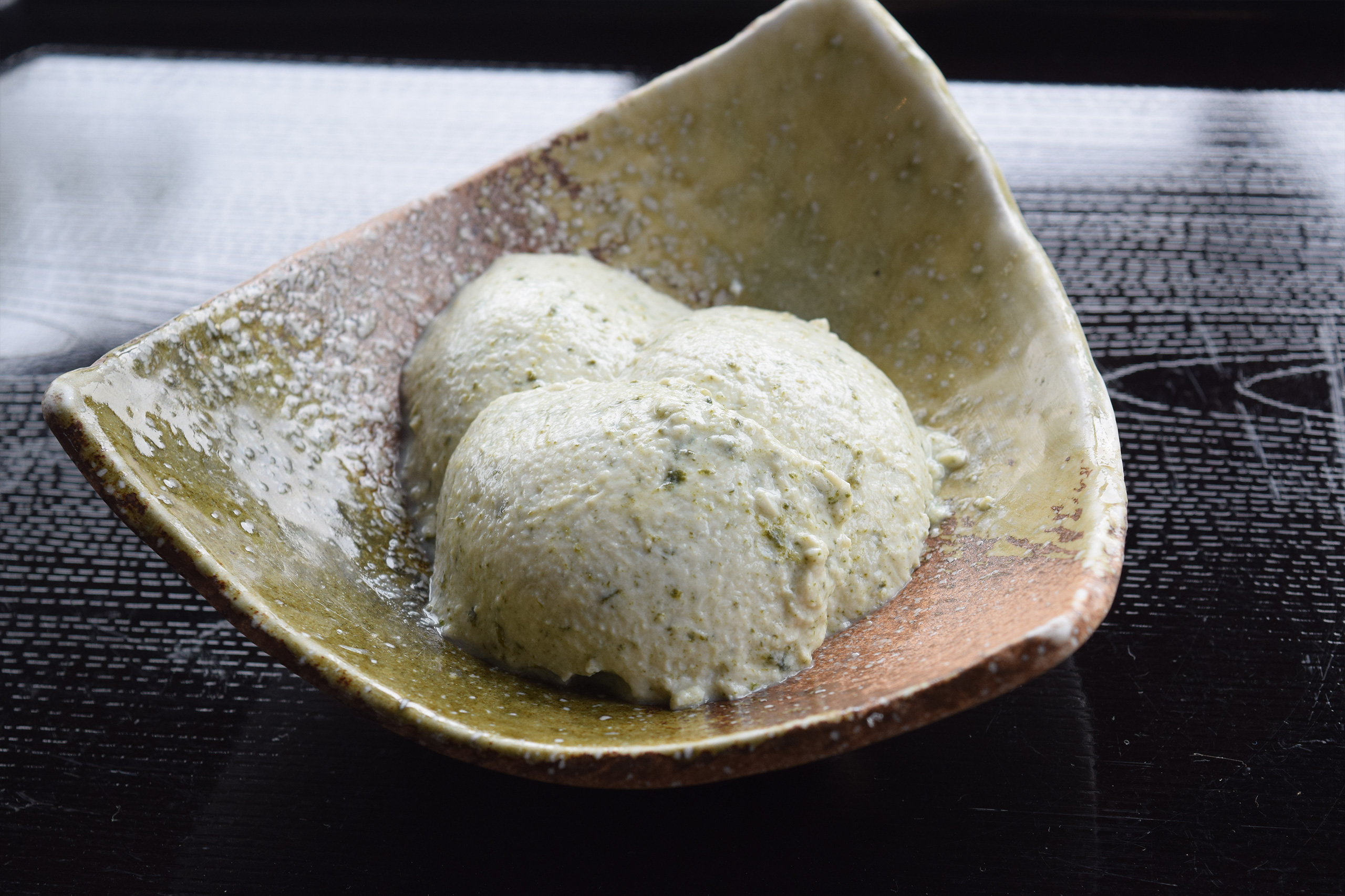 ＜5月＞よもぎ豆腐