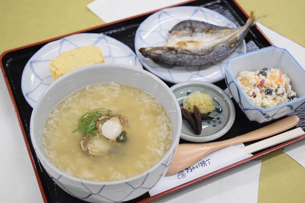 ＜11月＞桧扇貝雑炊