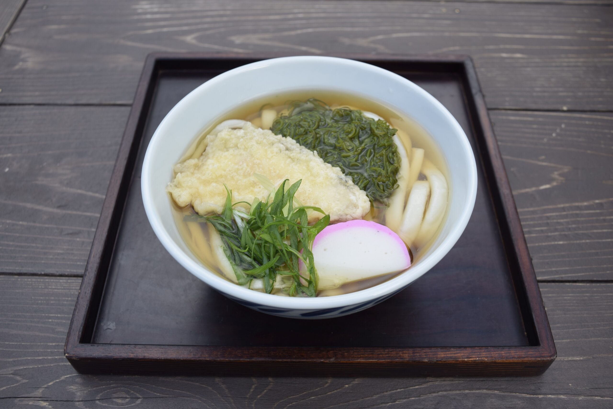 ＜2月＞ぶりの天ぷらとめかぶうどん