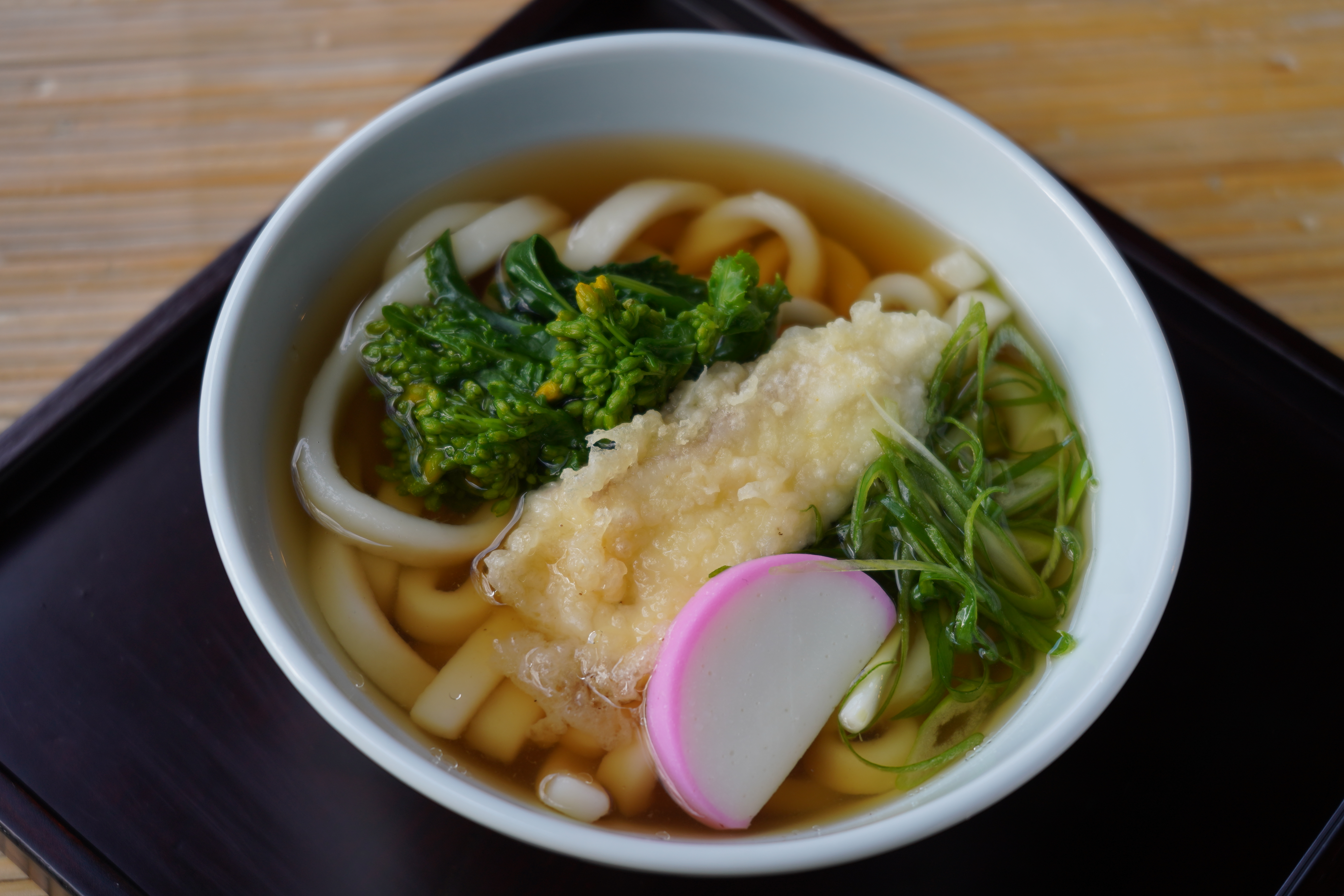 ＜3月＞鯛の天ぷらと菜の花うどん