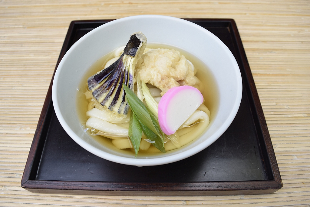 ＜8月＞鱧と茄子の天ぷらうどん