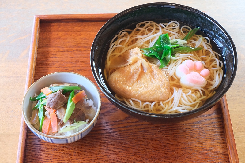 ＜8月＞福にゅうめんと松阪牛 牛すじミニご飯