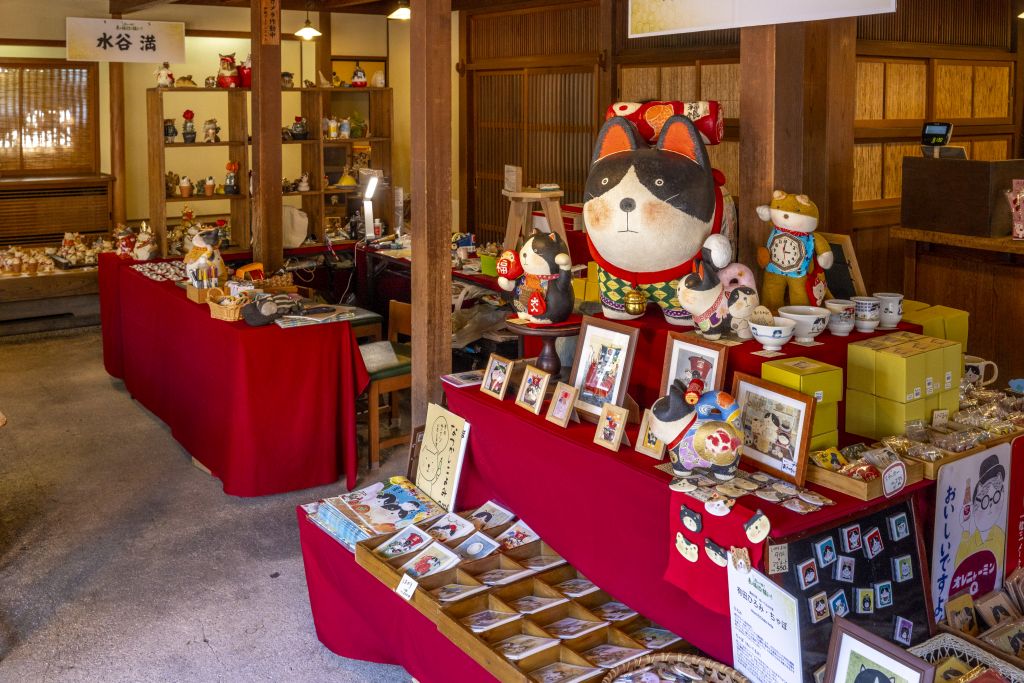 招き猫作家の実演と個展