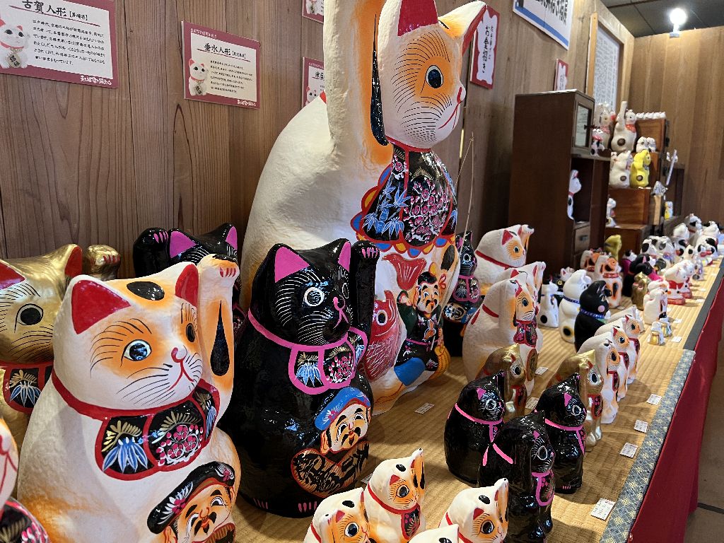 郷土玩具招き猫展